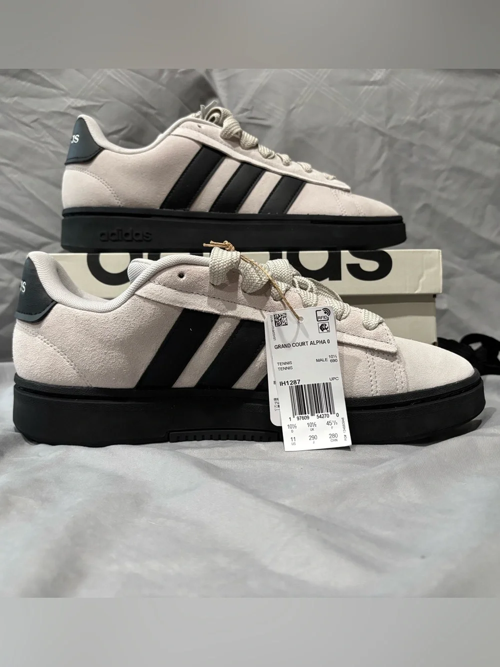 adidas sleek sporty